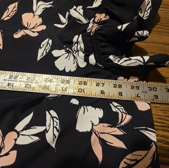 Lane Bryant Plus Size 26 Short Sleeve Dark Navy With Pink Floral - Picture 7 of 8